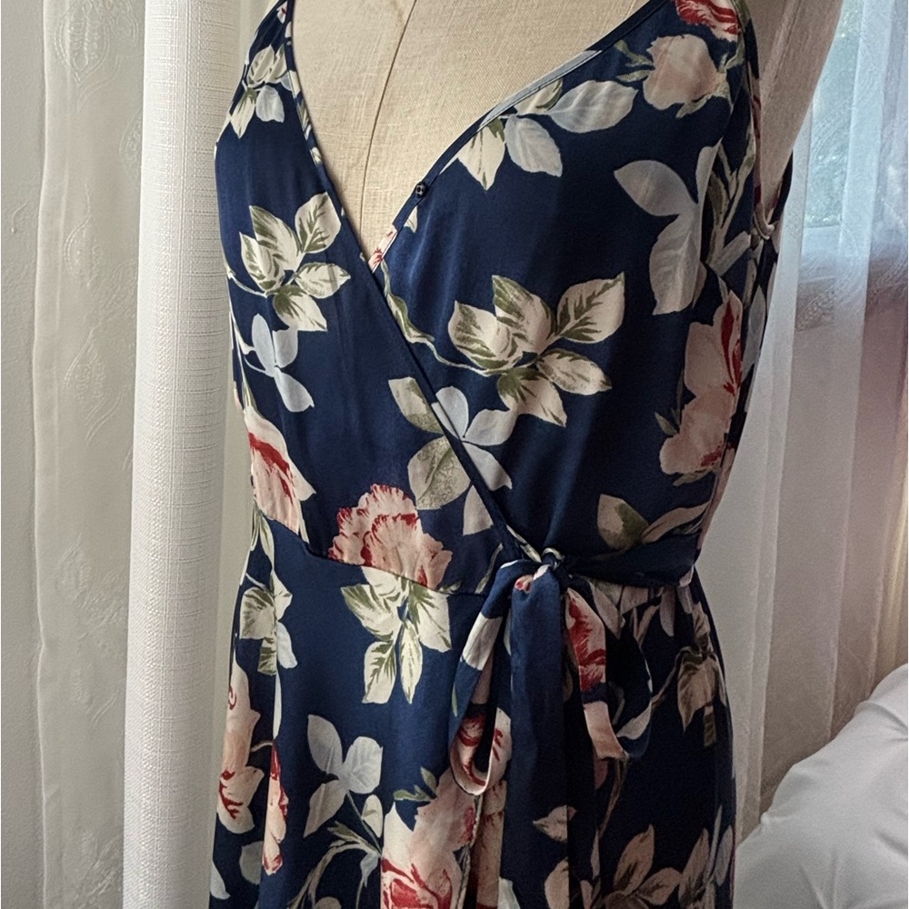 Blue Floral Faux-Wrap Dress, Medium, NWOT - Picture 8 of 12